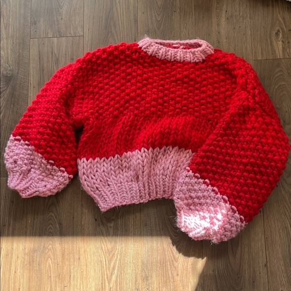 Sweaters - 🌸Closet Clean Out🌸 Bubble Sleeve Handmade Sweater